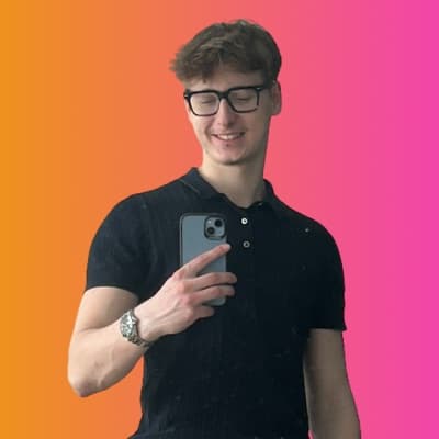 Damian - Founder of Dolphin Wave Media